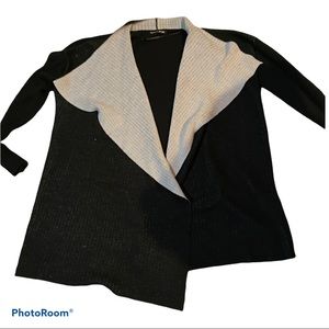 Cable & gauge Beautiful Black Cardigan Large